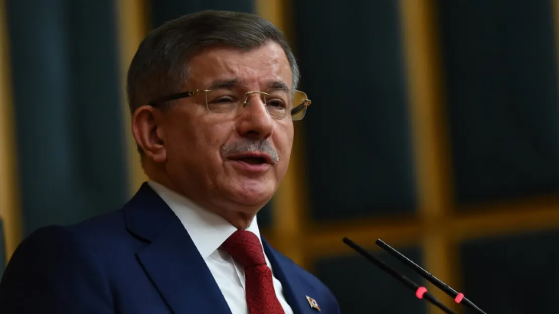 Ahmet Davutoğlu'ndan Atatürk'e hakaret eden çocuğun tutuklanmasına tepki: 'Yerin hapis değil..'