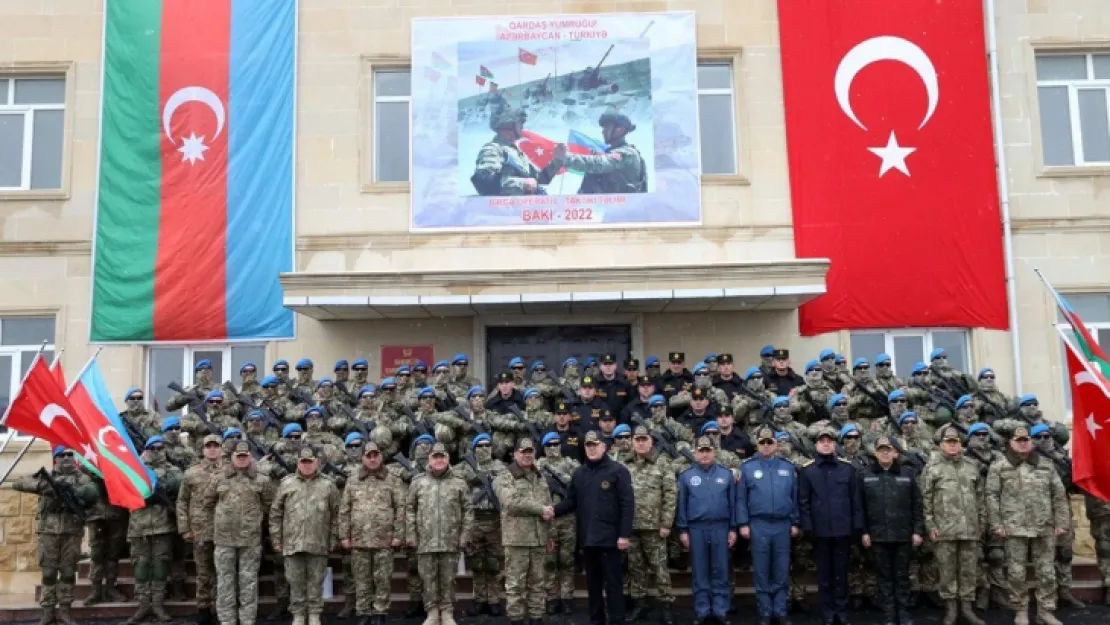Azerbaycan'da 'Kardeş Yumruğu' tatbikatı
