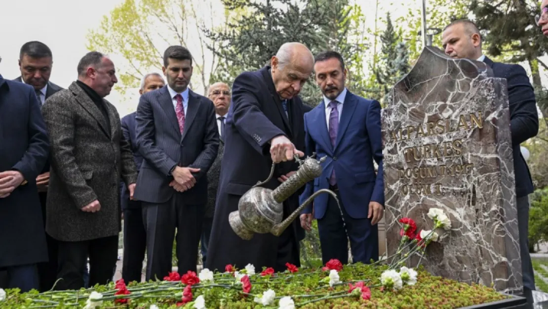 Bahçeli: Türkiye'de hayat normalleşiyor
