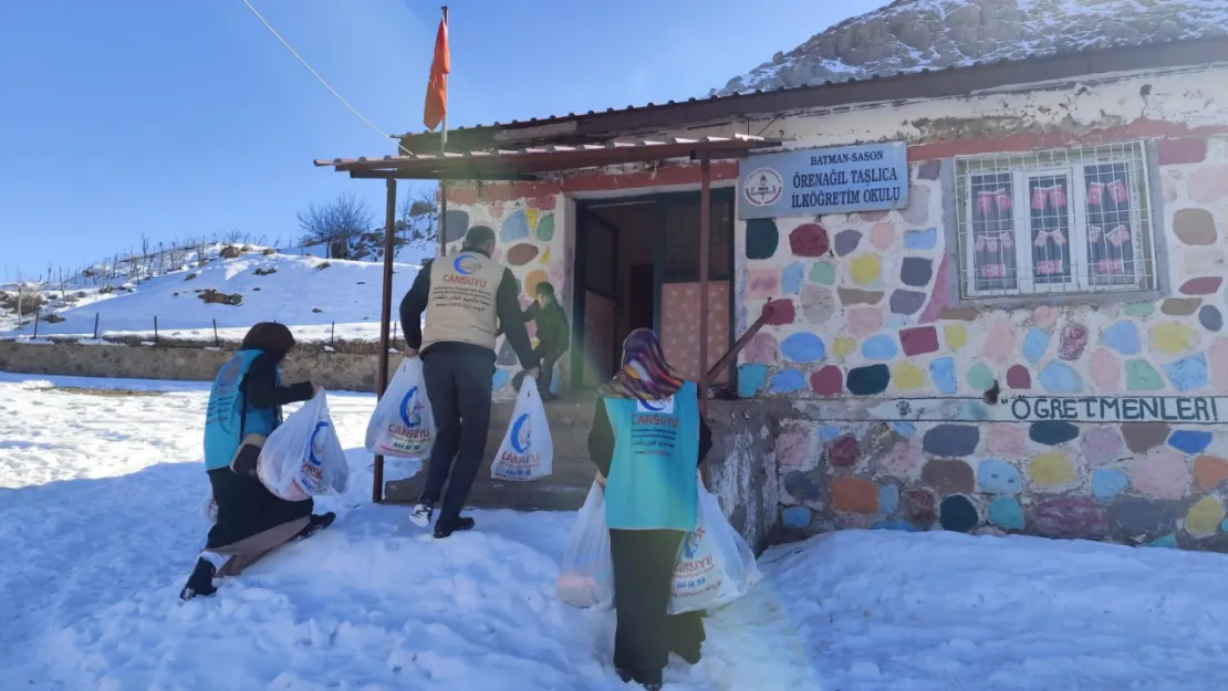 Cansuyu Gönülleri Isıttı