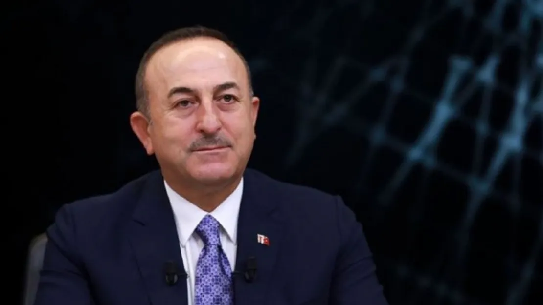 Çavuşoğlu'ndan Macron'a sert eleştiri