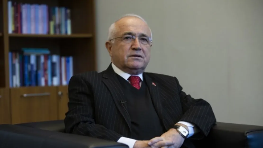 Cemil Çiçek'ten yüze 50+1 uyarısı