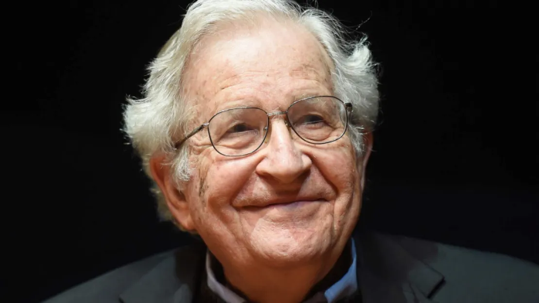 Chomsky: İslam, Batı'nın bin yıllık korkusudur