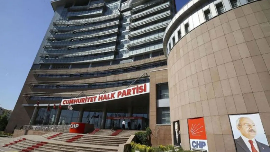 CHP kurultayı 1 yıl ertelendi