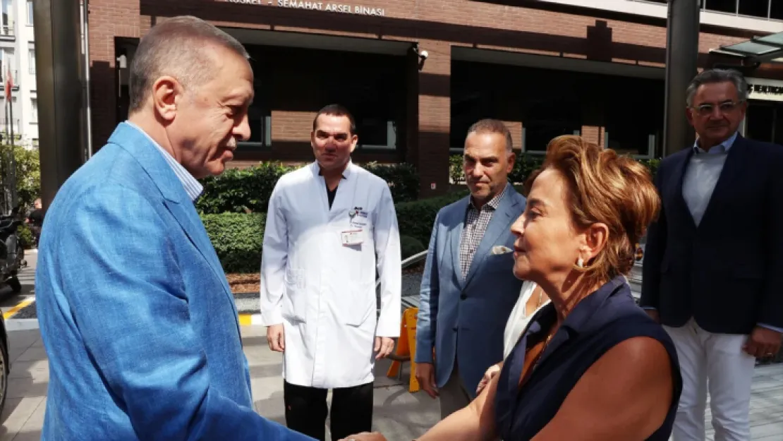 Cumhurbaşkanı Erdoğan, kaza geçiren Ali Sabancı ve eşini hastanede ziyaret etti