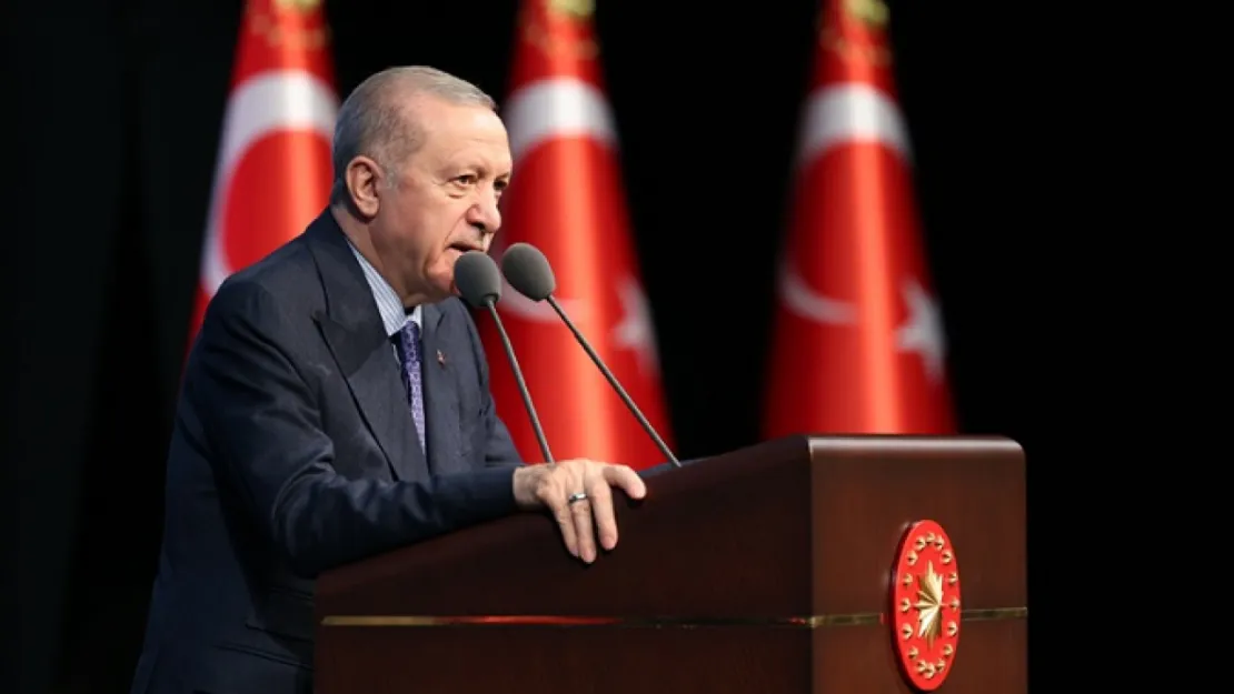 Cumhurbaşkanı Erdoğan: Vakıflar, gençlerin yuva kurmasına destek olmalı