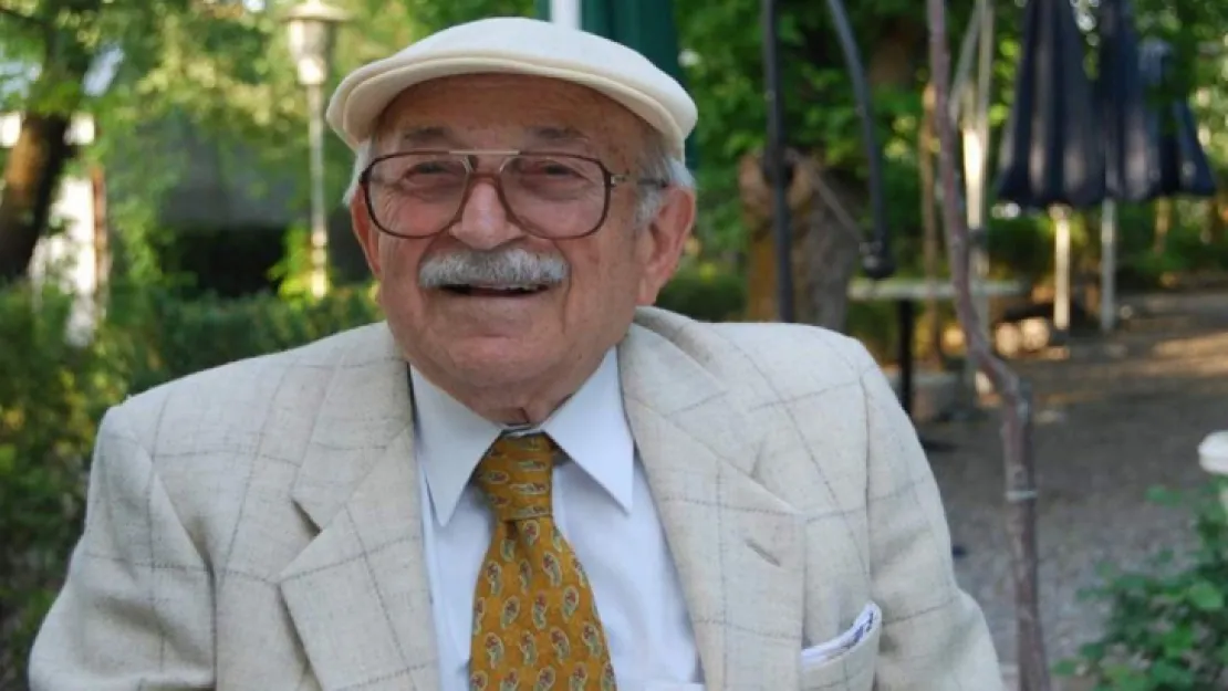 Eski bakan Vefa Tanır hayatını kaybetti