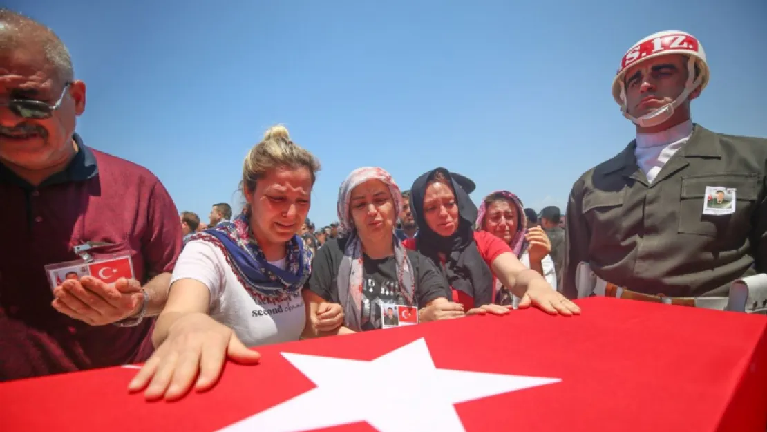 Pençe-Kilit şehitlerine veda