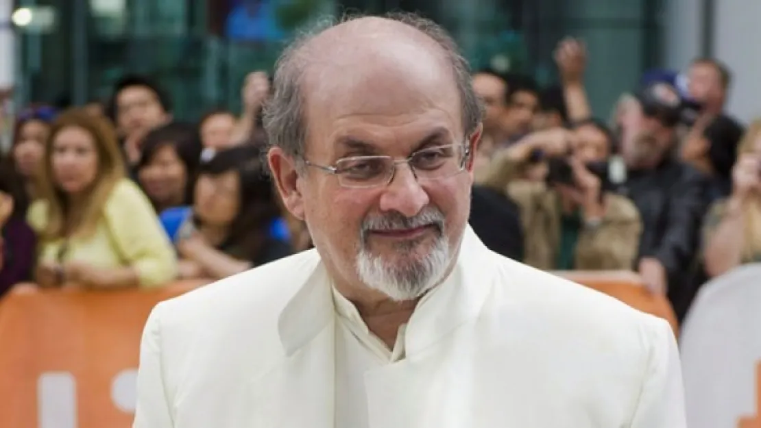 Salman Rüşdi'ye saldırı