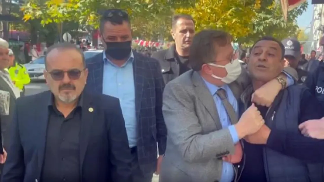 Şehit yakınına küfre tepki yağdı! Türkkan özür diledi