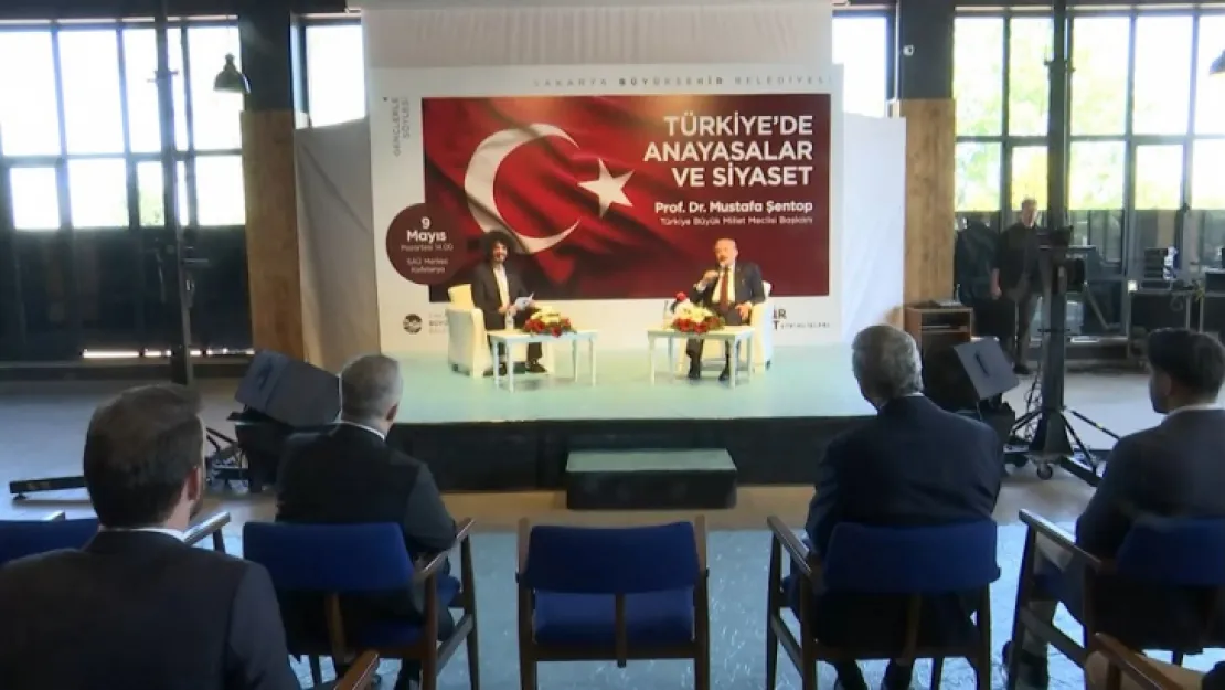 Şentop gençlerle buluştu