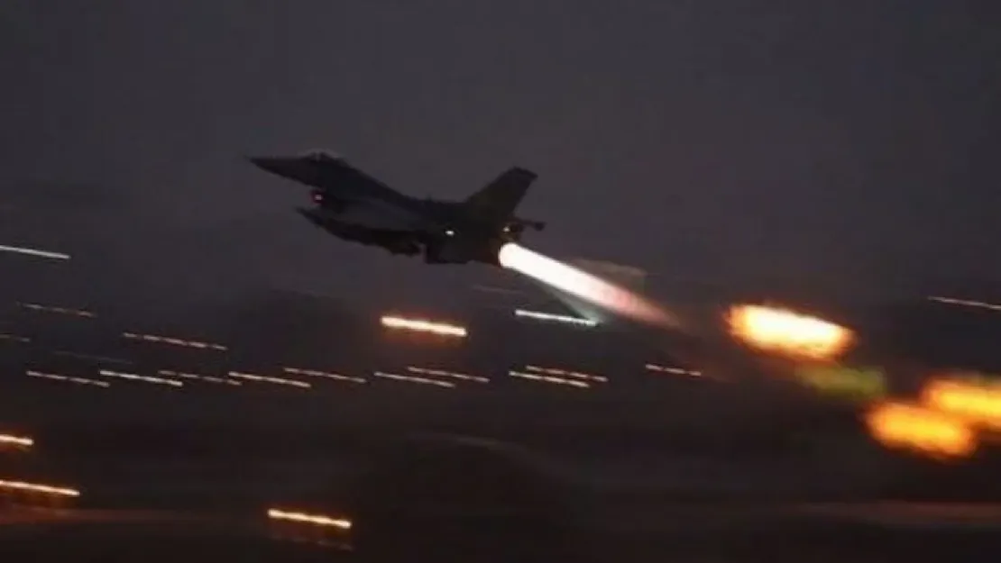 Suriye ve Kuzey Irak'a 'Pençe Kılıç' hava harekatı