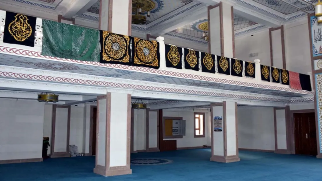 Türkiye'ye getirilen Kabe örtüleri Kırıkkale'de sergilenecek