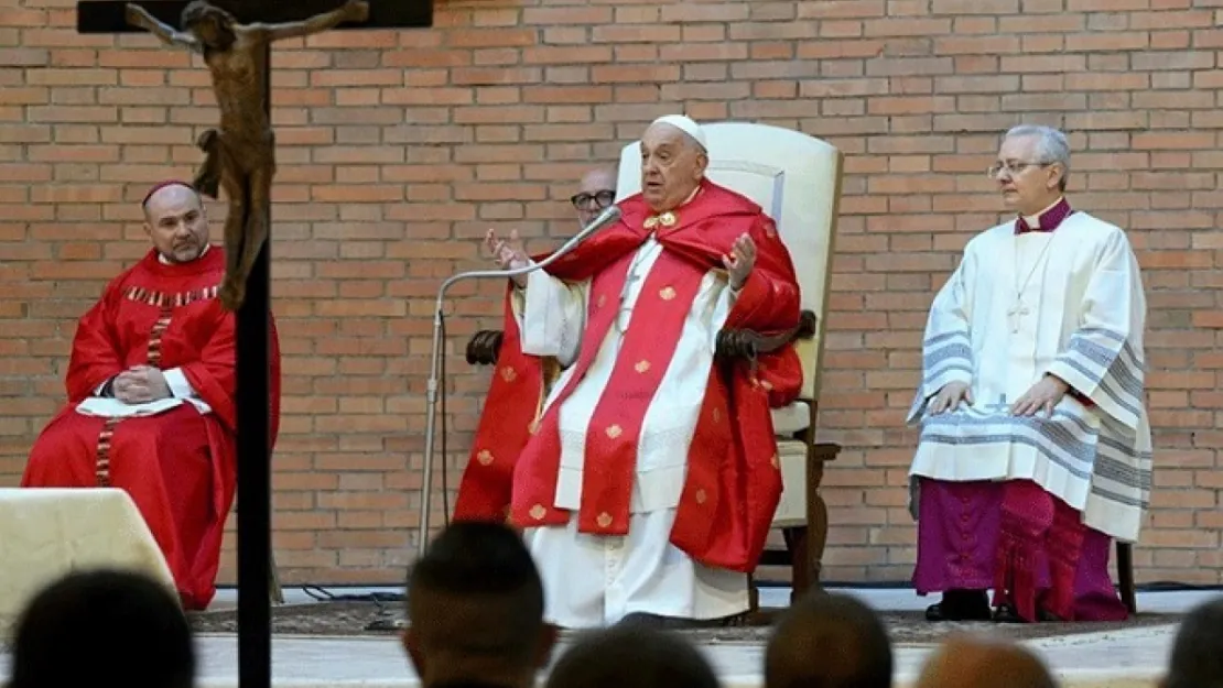 Vatikan: Papa Franciscus'un sağlık durumu iyiye gidiyor!