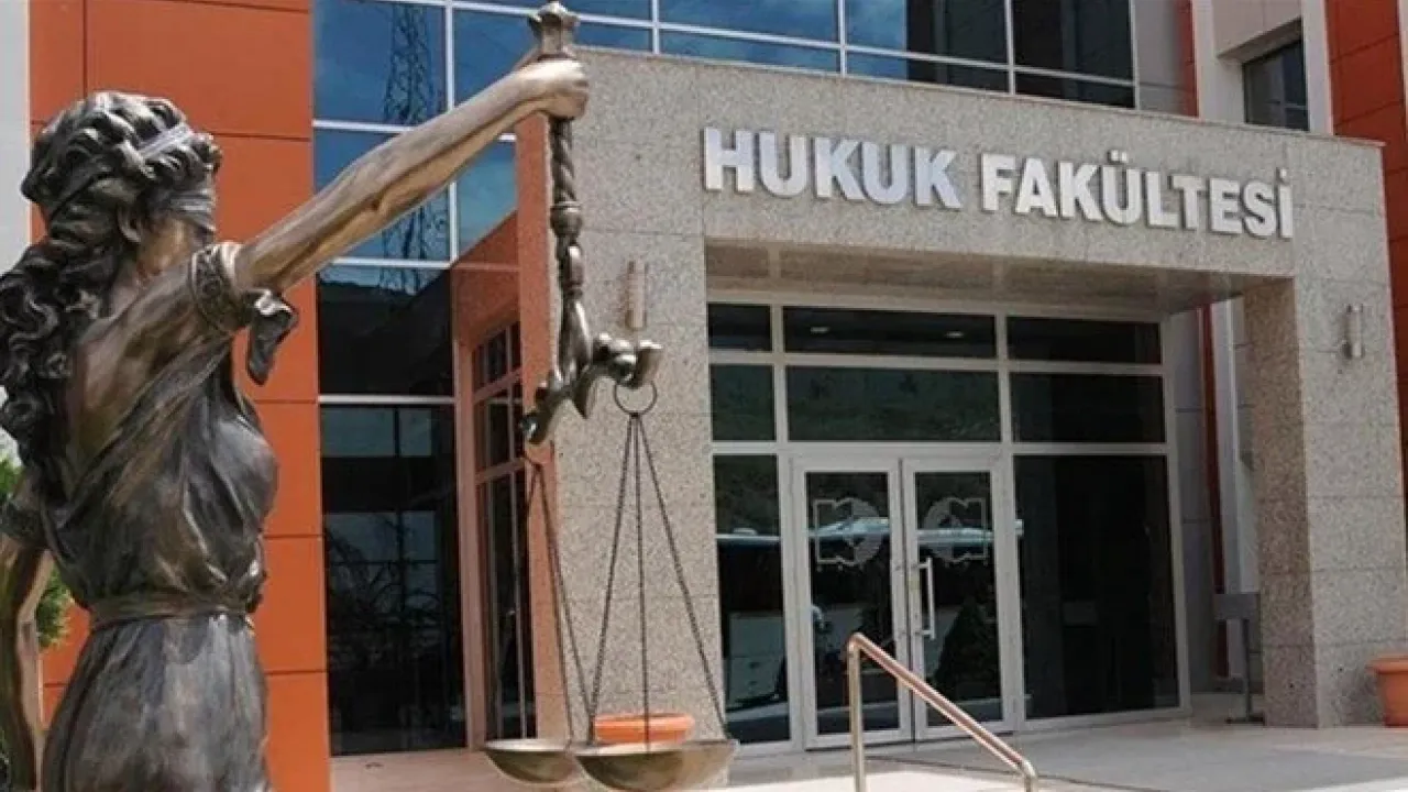 Danıştay 100 bine çekilen başarı sıralamasını iptal etti