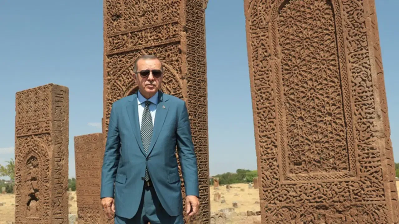 Kabine Ahlat'ta toplanacak