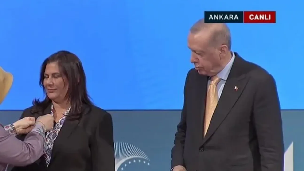 CHP'den istifa eden Özlem Çerçioğlu AKP'de