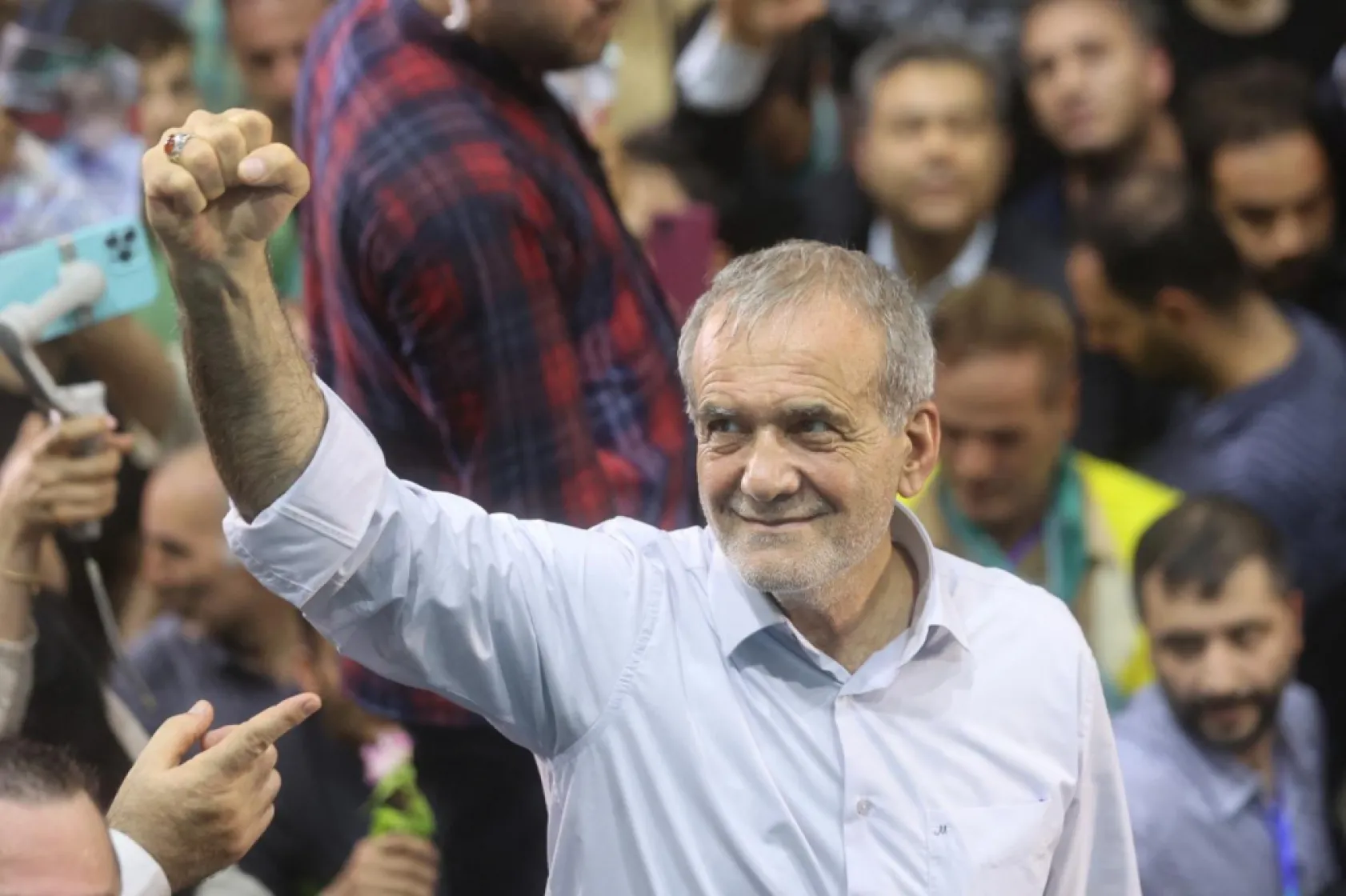 Acıların lideri Pezeşkiyan Artık Cumhurbaşkanı