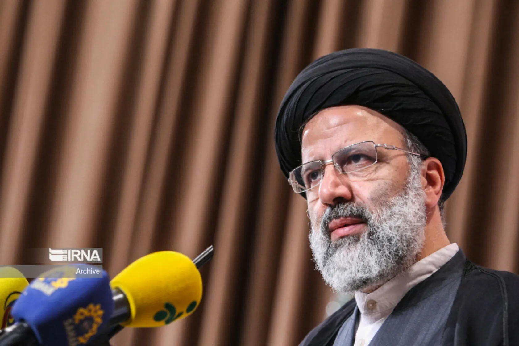 İran  İbrahim Reisi İçin Yasta