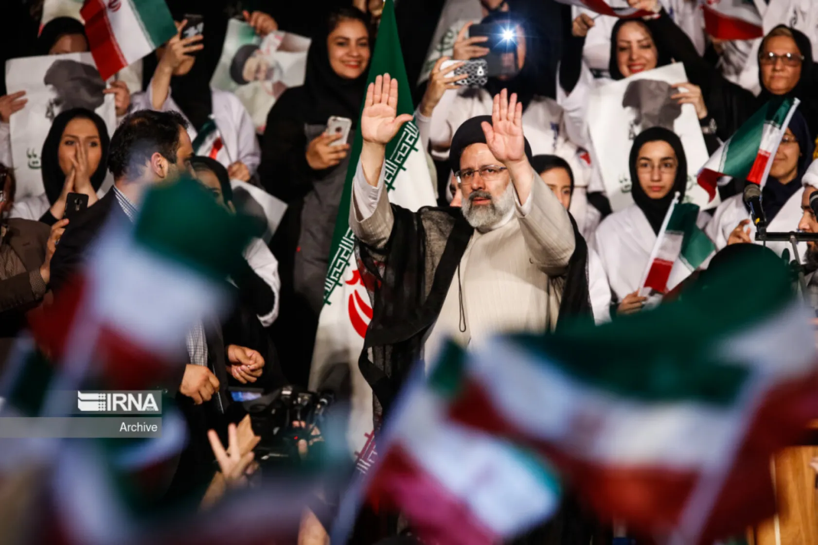 İran  İbrahim Reisi İçin Yasta