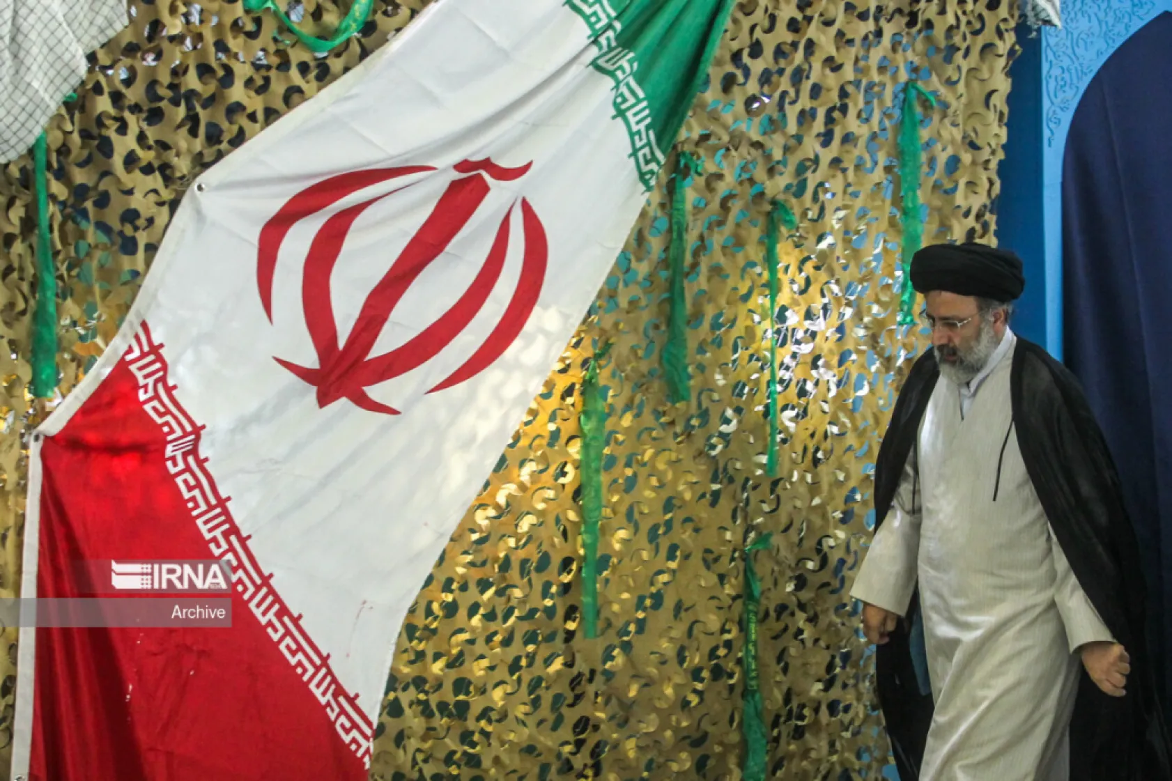 İran  İbrahim Reisi İçin Yasta