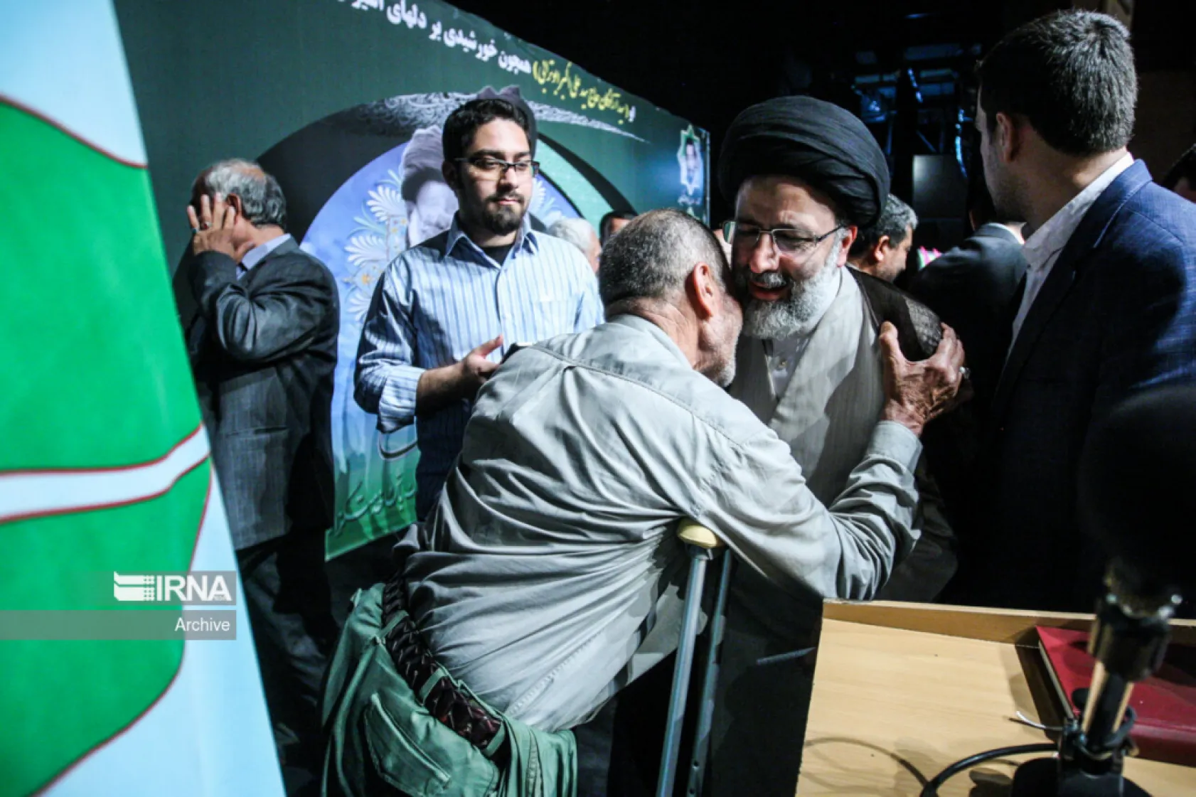 İran  İbrahim Reisi İçin Yasta