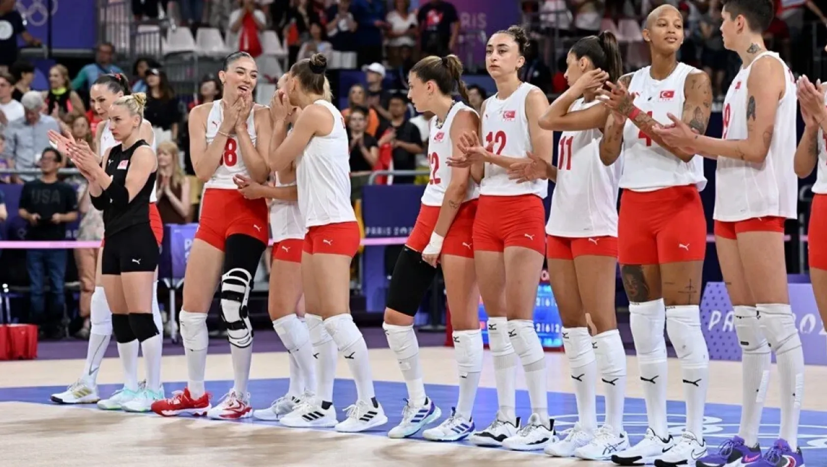 Paris Olimpiyatları'nda Çin'i yenen Filenin Sultanları yarı finalde