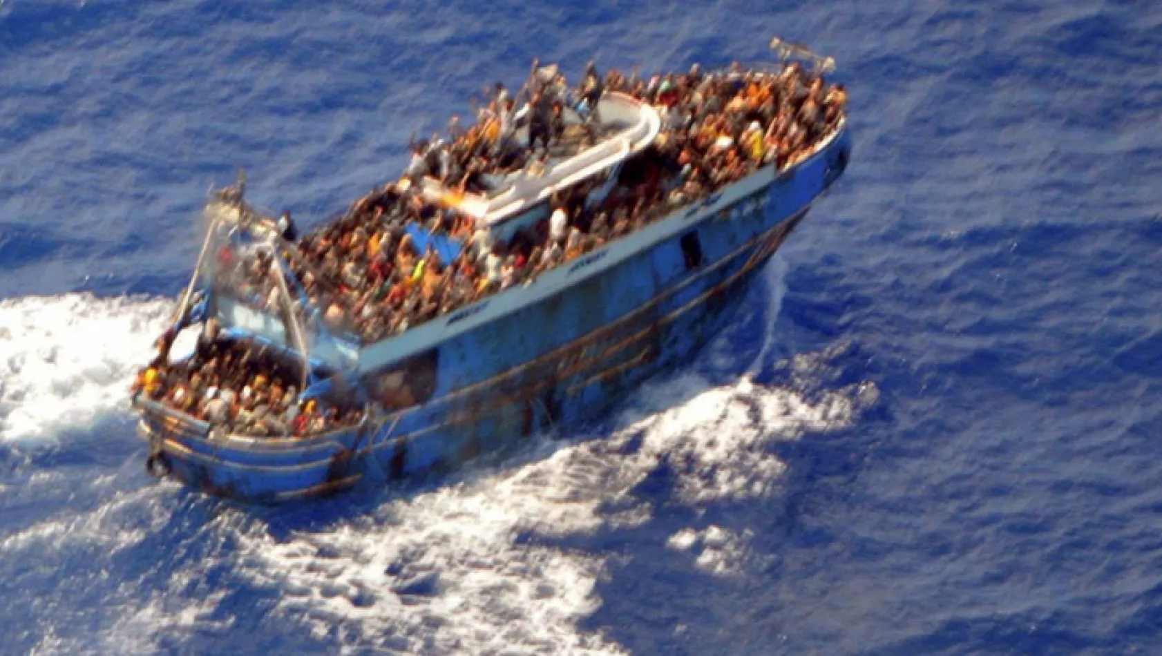 Tunus açıklarında göçmen teknesi faciası: 11 ölü, 44 kayıp