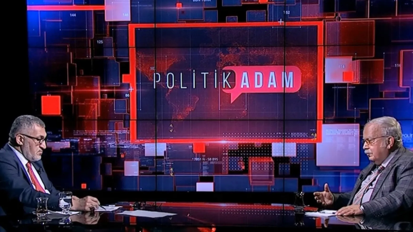 Prof. Dr. Anıl Çeçen 12 Eylül Gibi Maceraya Sürükleniyoruz