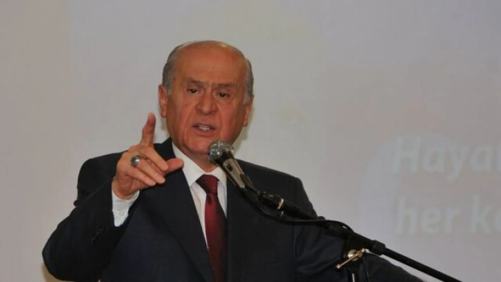 Bahçeli Bakırhan'ın Kürtçe konuşması nedeniyle Kurtulmuş'u eleştirdi