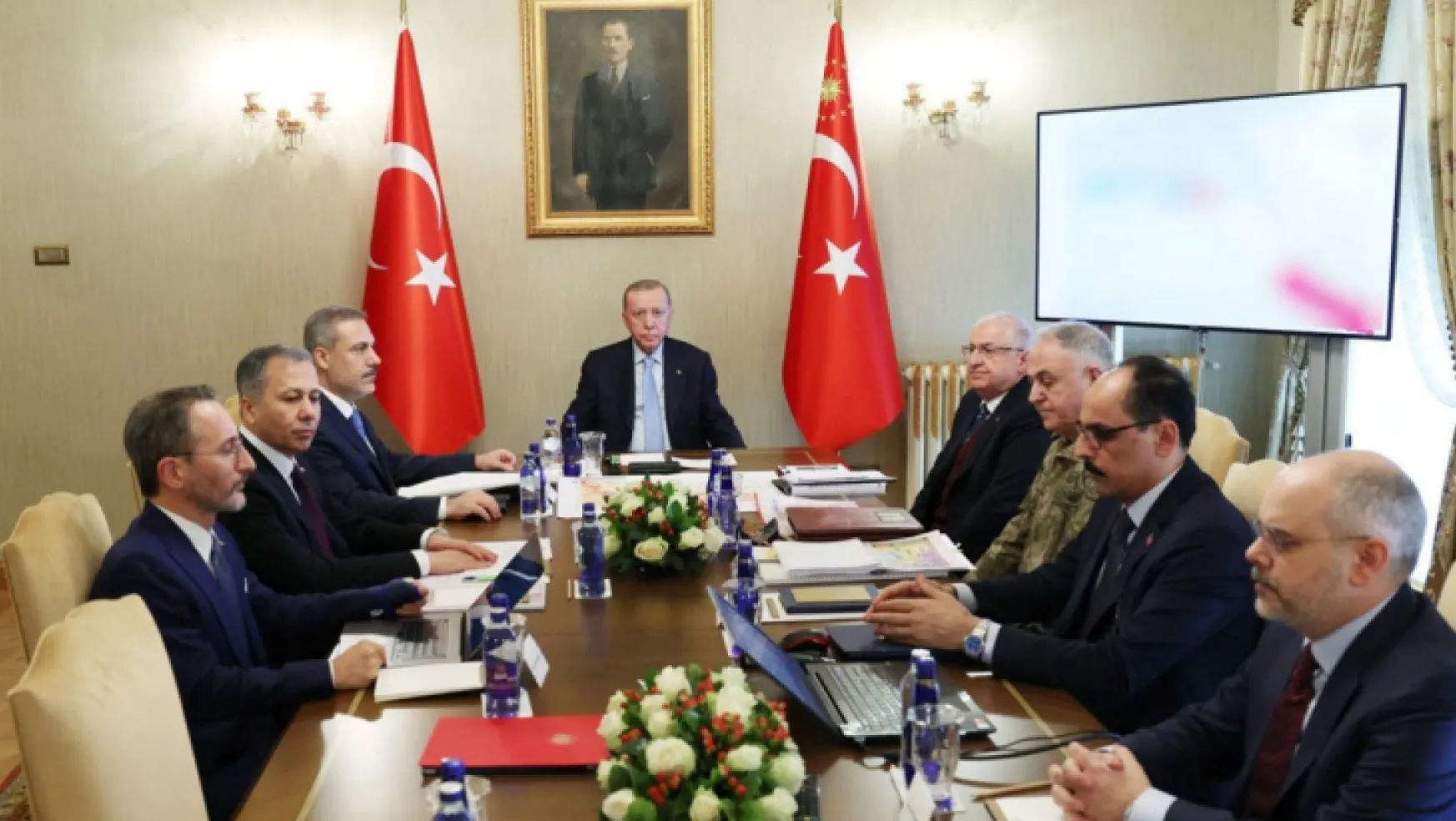 Cumhurbaşkanı Erdoğan başkanlığında güvenlik toplantısı