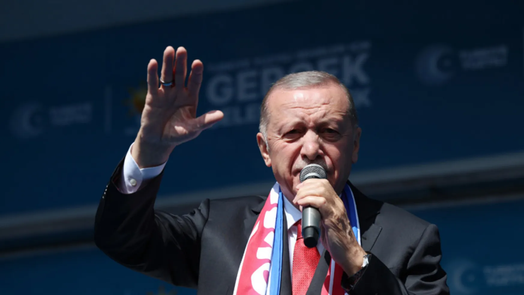 Erdoğan: En büyük refah kaybını çalışanlar ve emeklilerimiz yaşadı