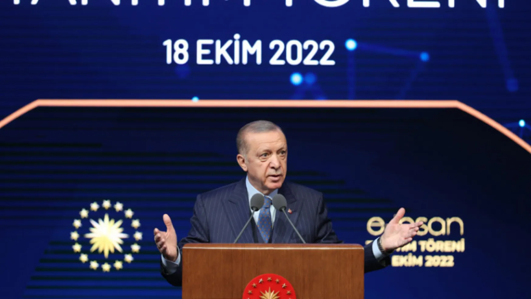 Erdoğan: Yaz stajları ücretini asgari ücret seviyesine yükseltiyoruz