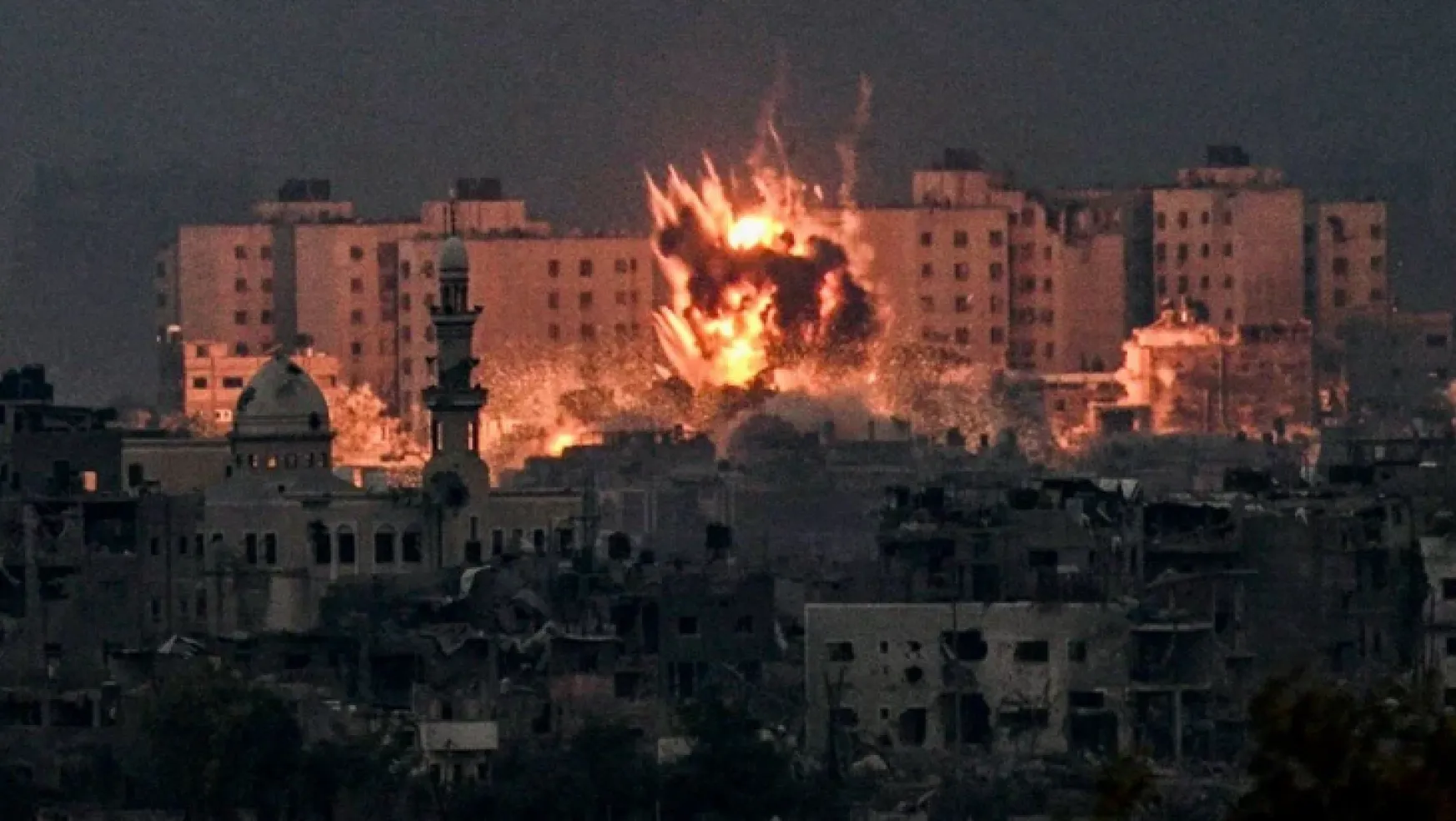 Gazze'de bir haftadır devam eden insani ara sona erdi