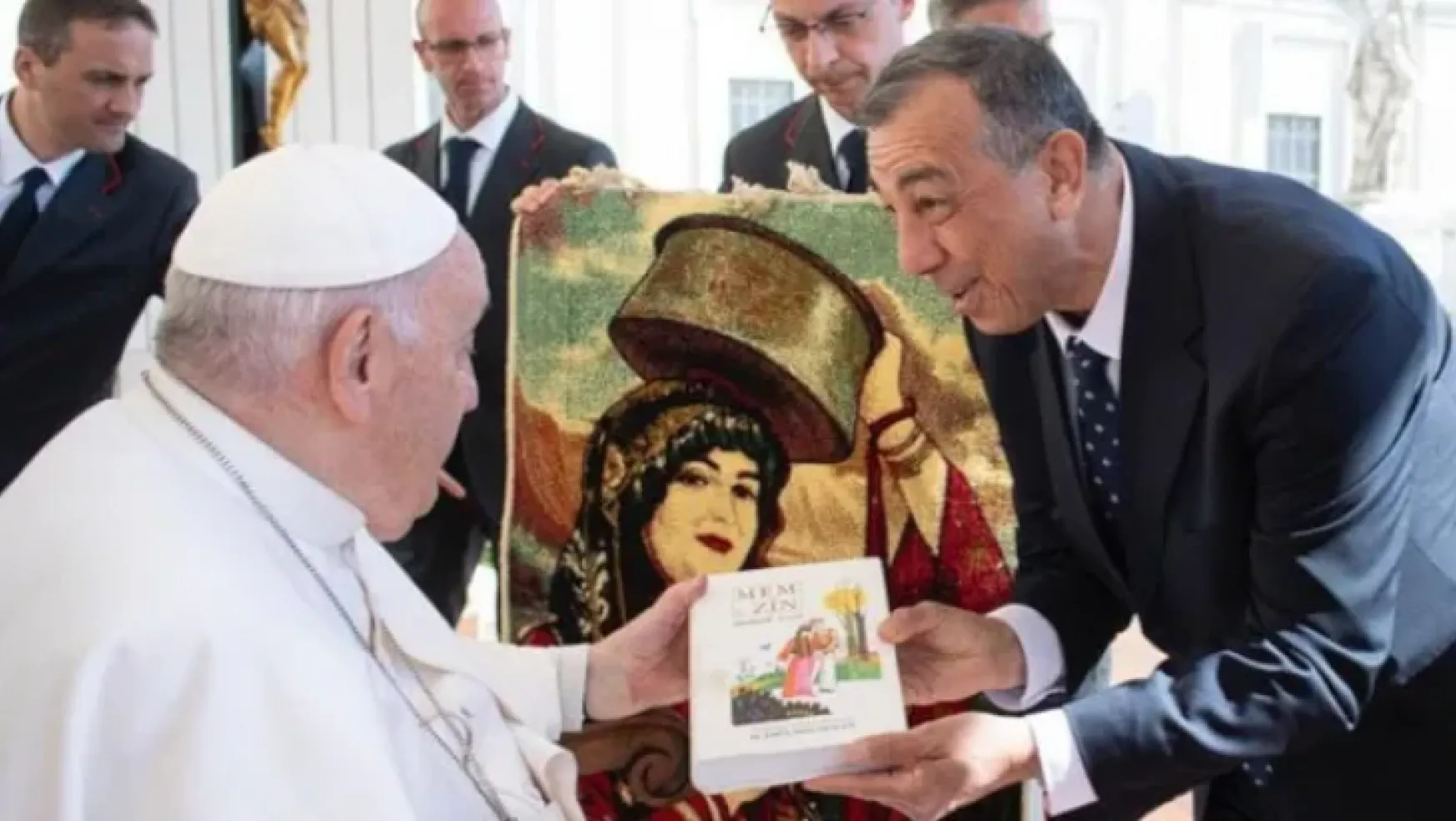 HDP'li Abdullah Demirbaş, Papa'yı ziyaret etti
