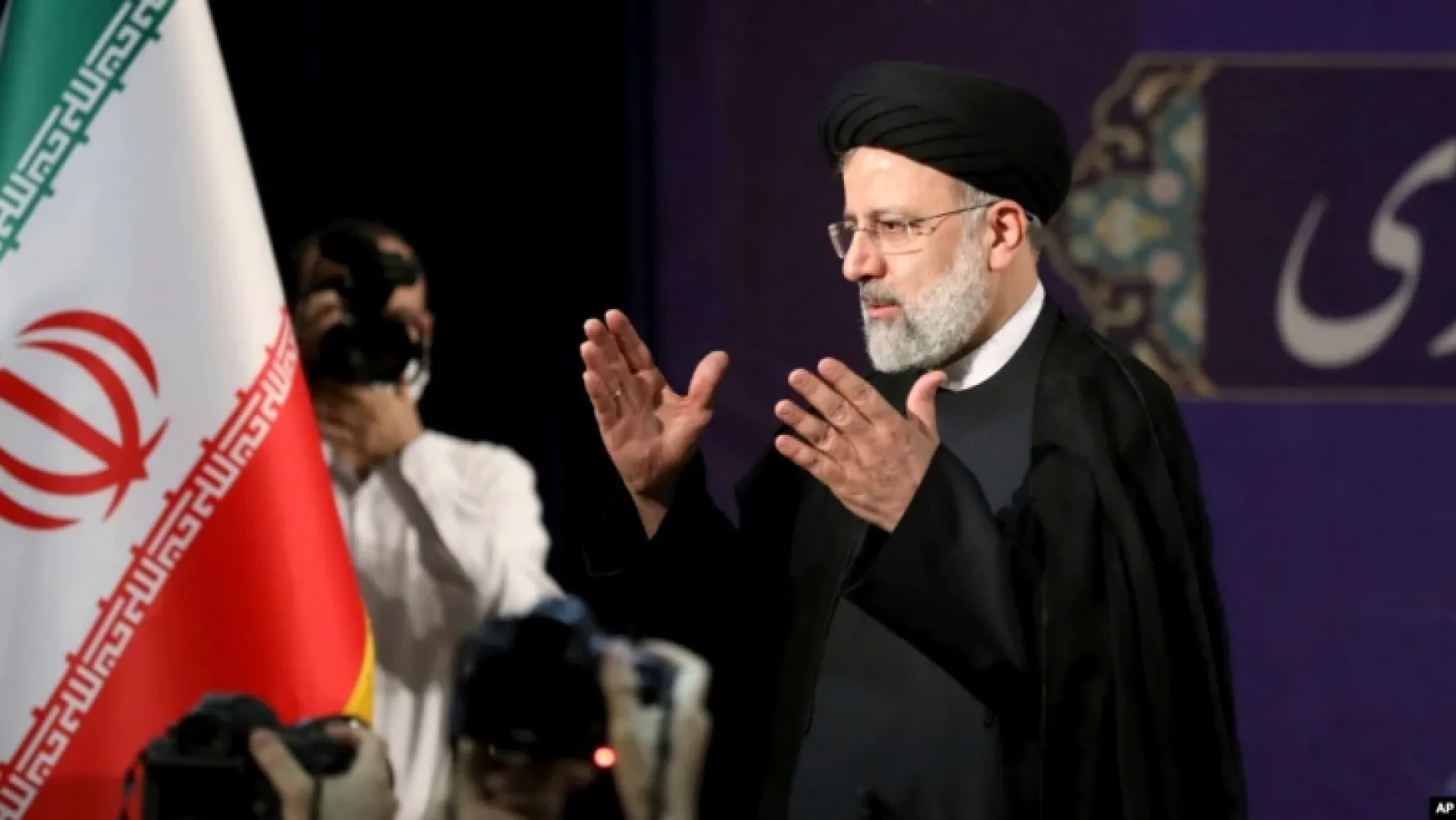 İran'da Reisi Fetvalarla mı Seçimi Kazandı?