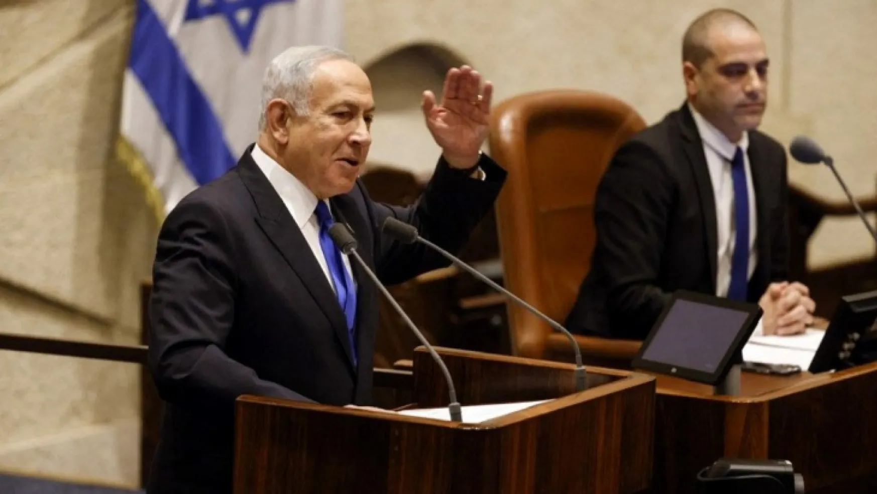 İsrail'de yeni hükümetin ilk işi işgal yasasını çıkarmak oldu