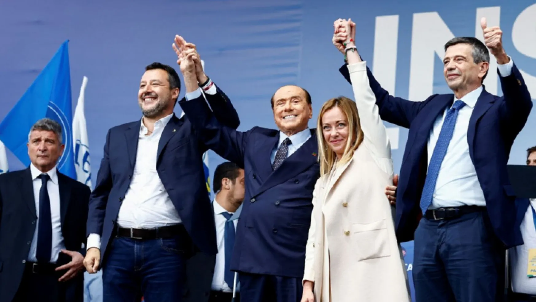 İtalya'da tarihi seçim: Anketlerde kim önde?