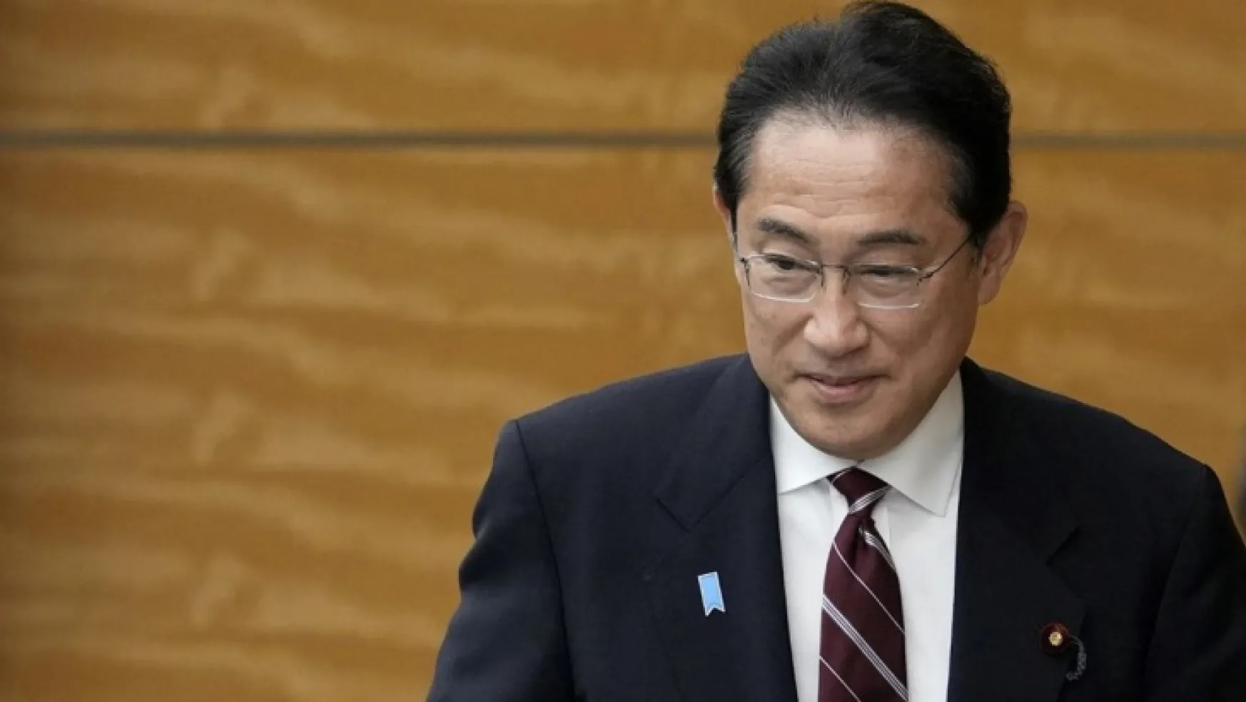 Japonya'da resmi konutta parti düzenleyen başbakanın oğluna uyarı