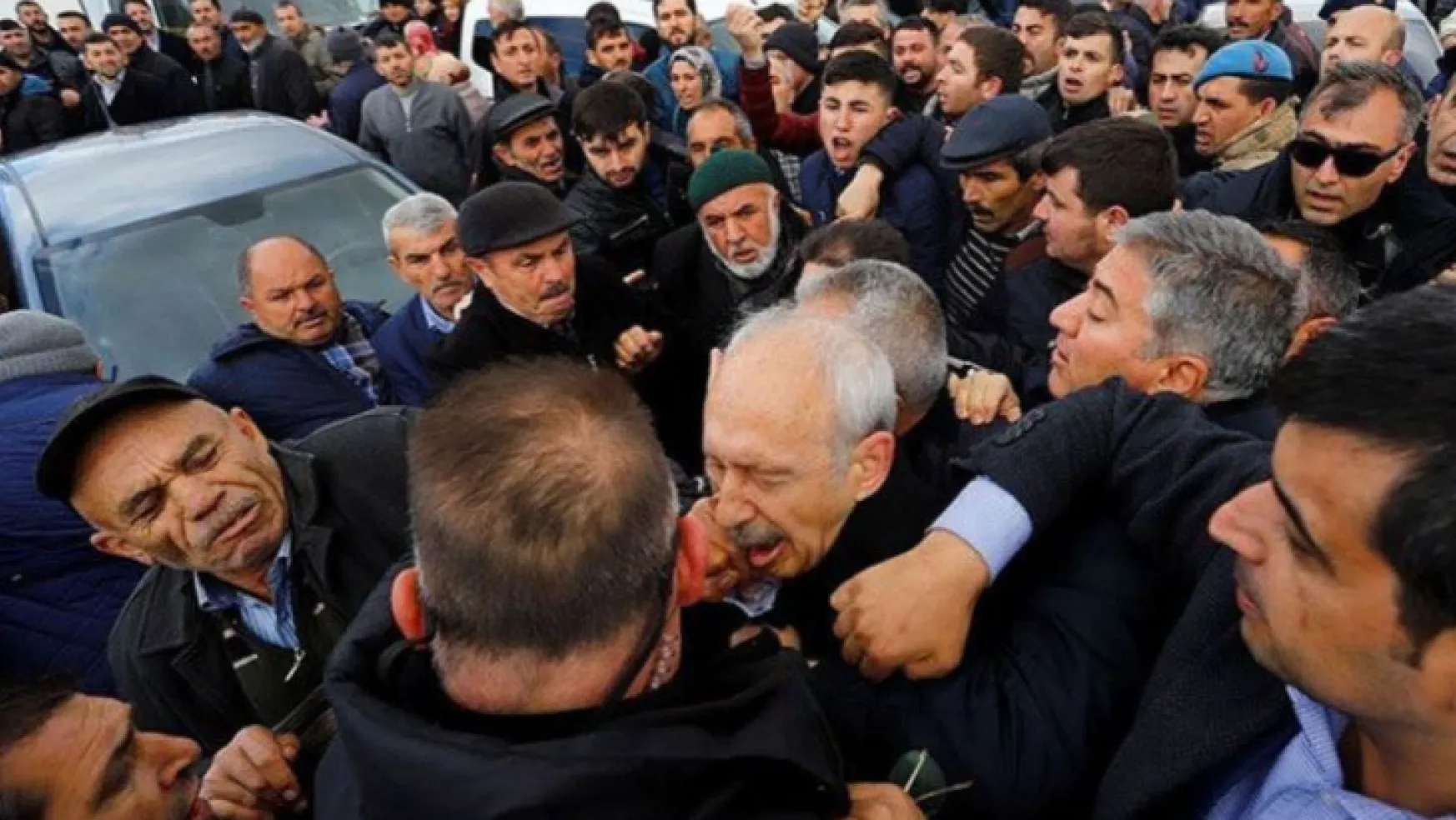 Kılıçdaroğlu'na yumruk atan Sarıgün'e hapis cezası