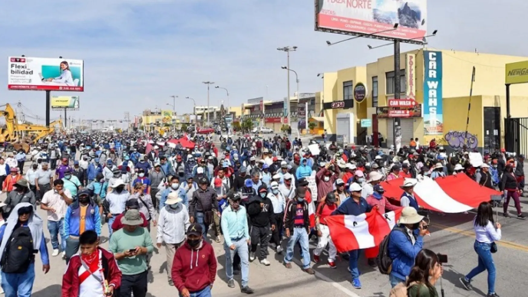 Peru'da hükümet karşıtı protestolar:  Can kaybı 43'e yükseldi