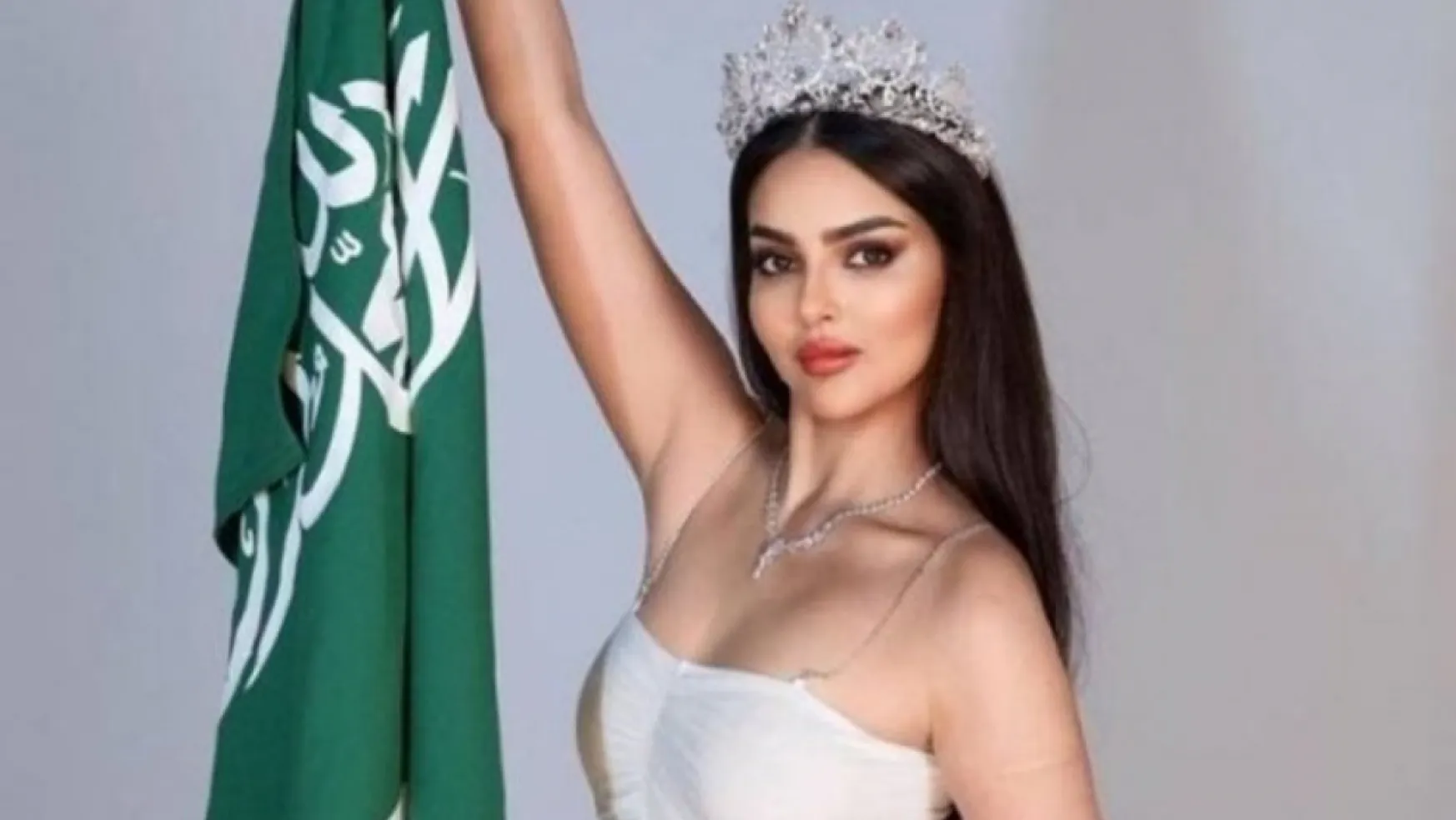 Suudi Arabistan'da bir ilk: Güzellik yarışmasına gönderildi