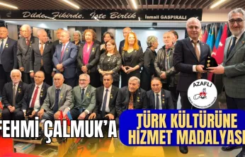 Ankara'da Türk Dünyası Buluşması Fehmi Çalmuk'a Hizmet Madalyası