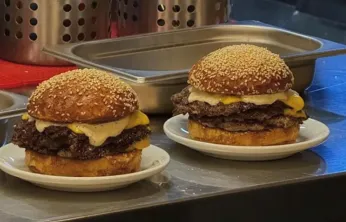 Hamburgerci kapısına şifre koydu, Ticaret Bakanlığı inceleme başlattı