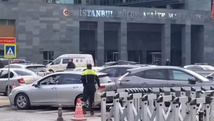 Savcı eski eşi hakimi duruşmada vurdu