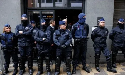 Belçika'da bomba paniği: Adalet sarayı tahliye edildi