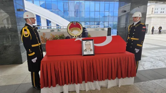 Efsane Komutan Güven Şağban Toprağa Verildi