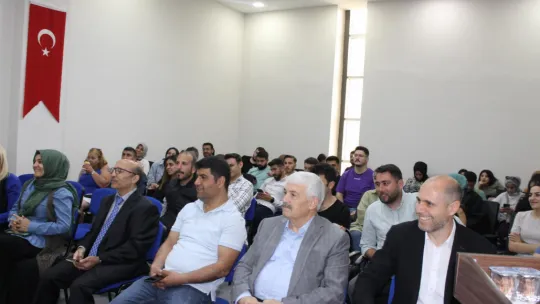 Muş'lu Öğrenciler Ekonomi Muhabirliğini Gündemine Aldı