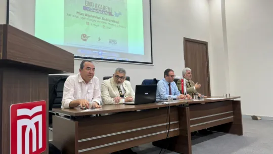Muş'lu Öğrenciler Ekonomi Muhabirliğini Gündemine Aldı