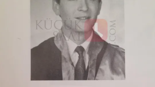 Üniversite Albümünde Ne Yazıyor?